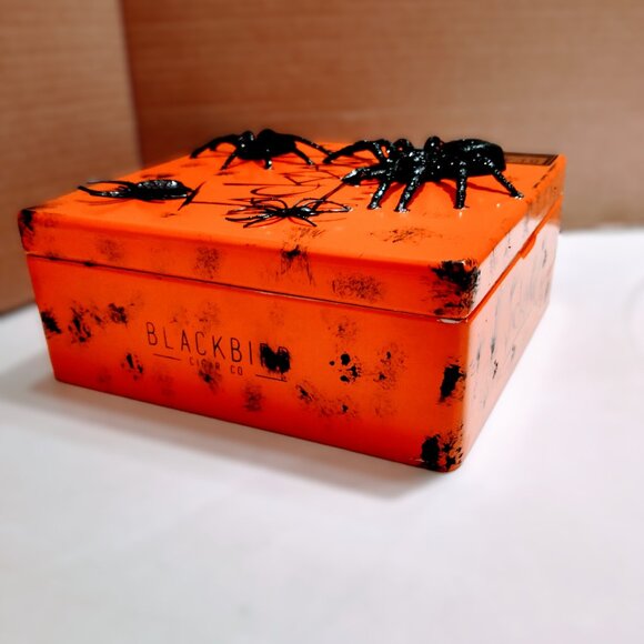 Suenos de Saundra Upcycled Collection, Blackbird JackDaw Cigar Box Decor /Storag - Picture 13 of 15